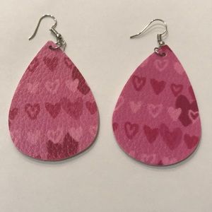 🆕Dark Pink w/Hearts Faux Leather Earrings